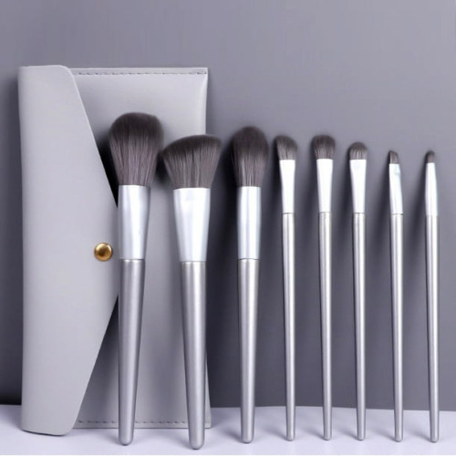 Makeup Brushes Set 8 Pcs with Bag – High Quality