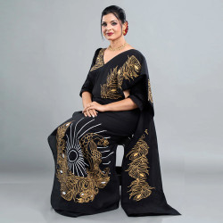 Golden Peacock Batik Saree 👗 – Black & Gold Super Voil Saree with Blouse Piece Golden Peacock Batik Saree 👗 – Black & Gold Super Voil Saree with Blouse Piece
